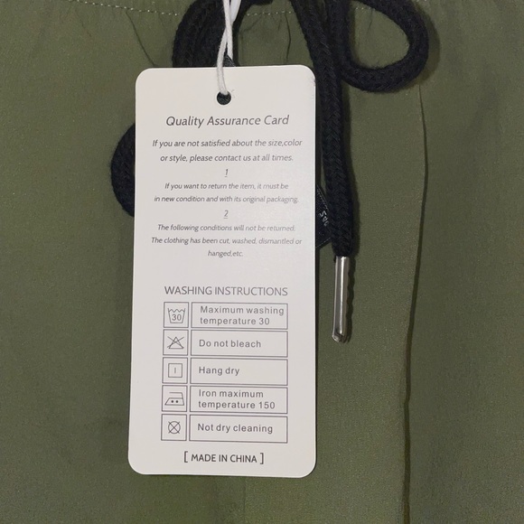 NWT Chorpeti Woman’s Hiking Cargo pants - Picture 5 of 5